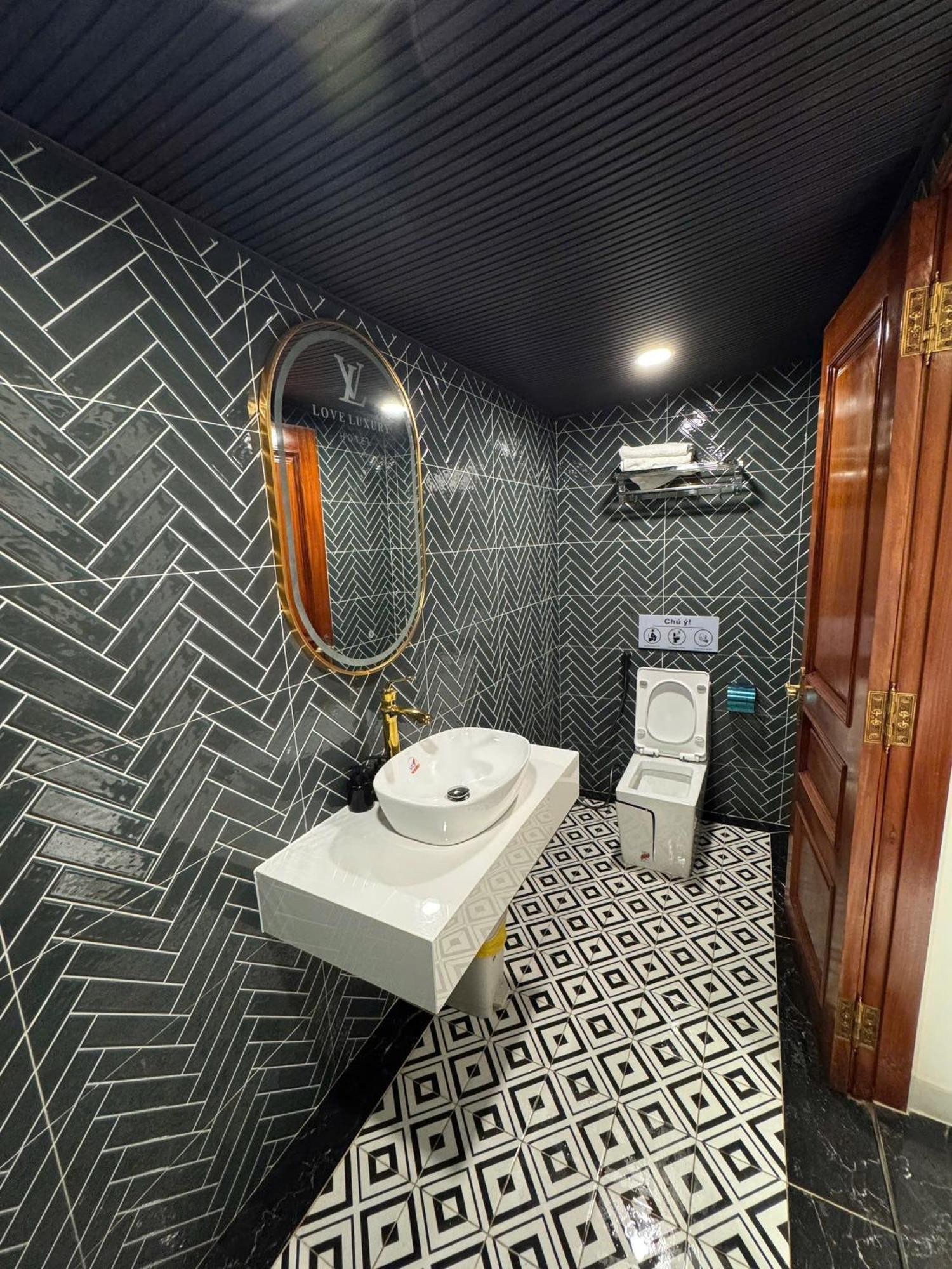 Luxury Ba Diem Hotel Ho Chi Minh City